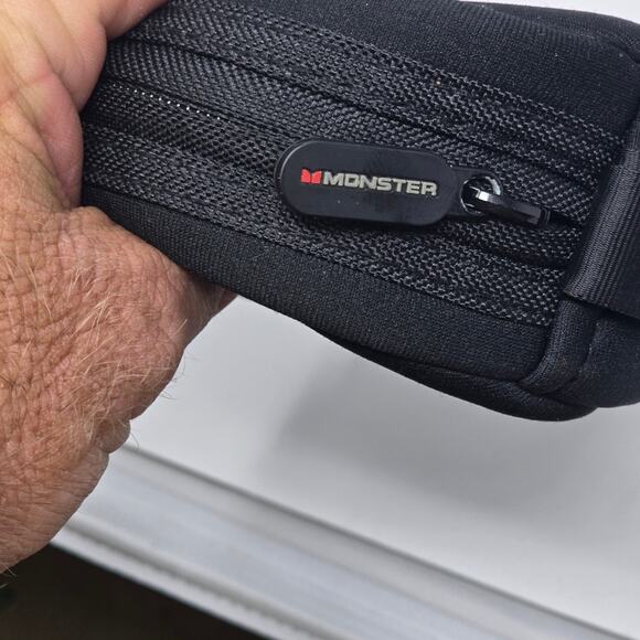 BEATS by DRE‎ Replacement Soft Case Zipper Pouch for SOLO HD Headphones - Picture 7 of 7